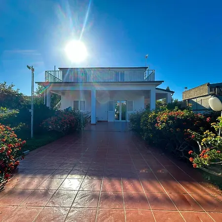 San Leone Con Giardino Βίλα