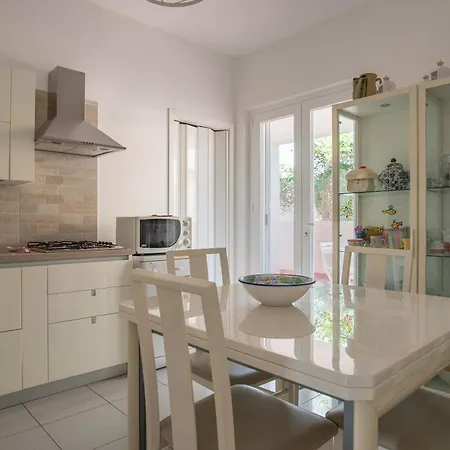 San Leone Con Giardino