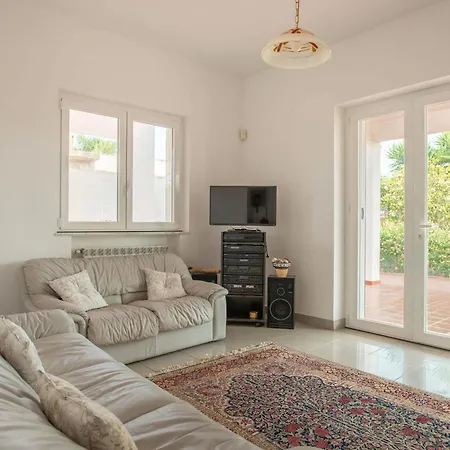 San Leone Con Giardino * Αγκριτζέντο