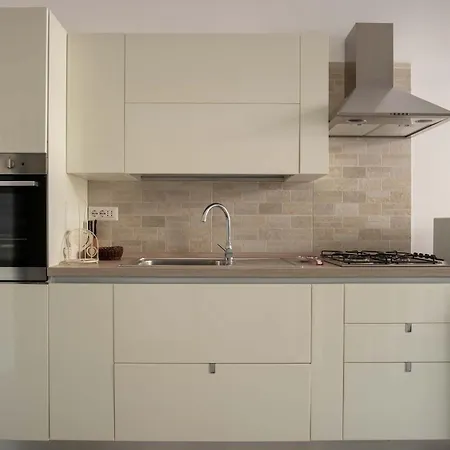 San Leone Con Giardino